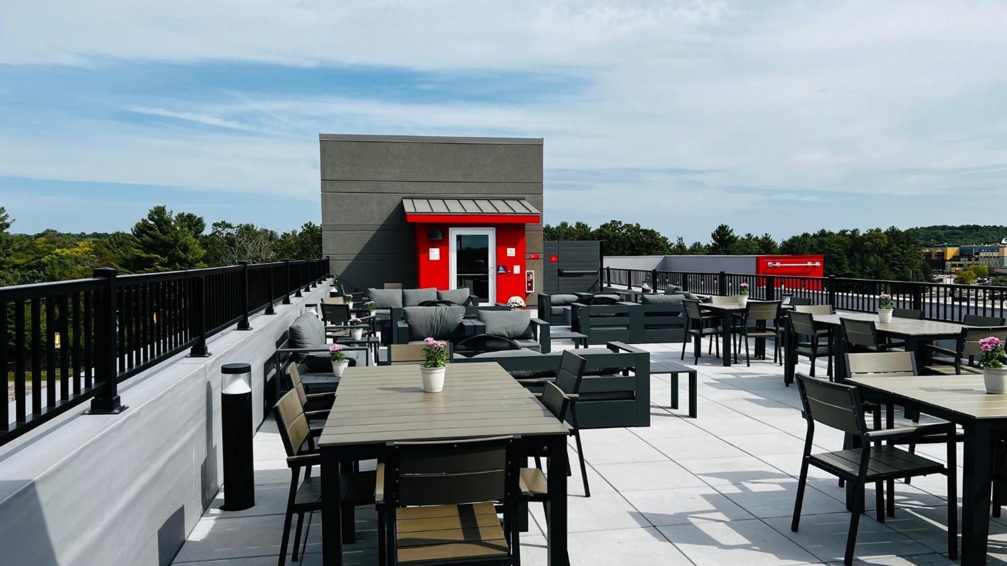 Avid Hotel Wisconsin Dells Lake Delton By Ihg Экстерьер фото